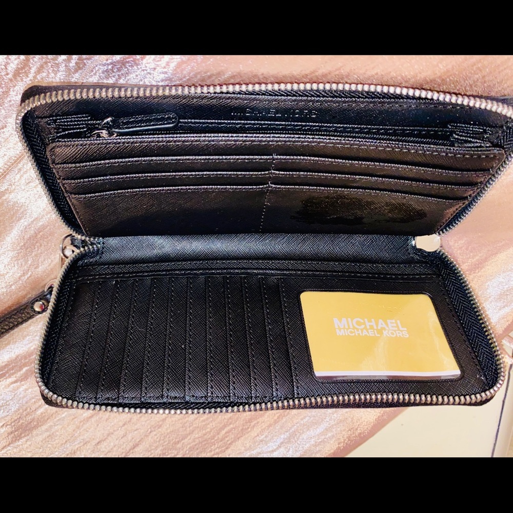 Black, Michael Kors pocketbook. Brand new.